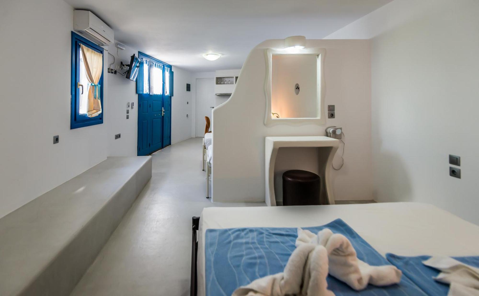 Argo-Milos Adamantas  Zimmer foto